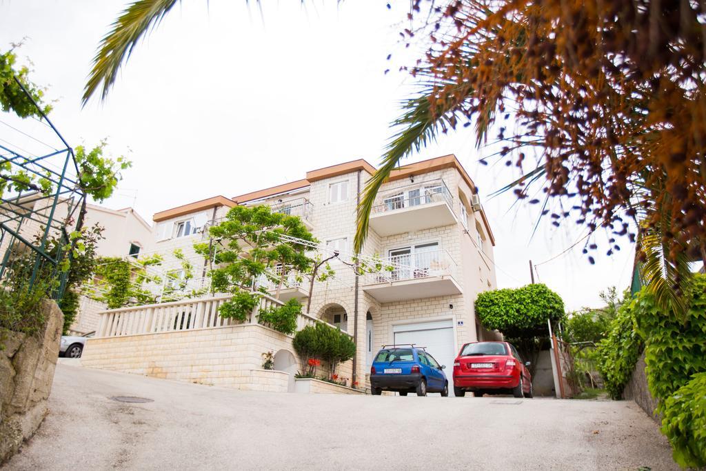 Apartament Sara