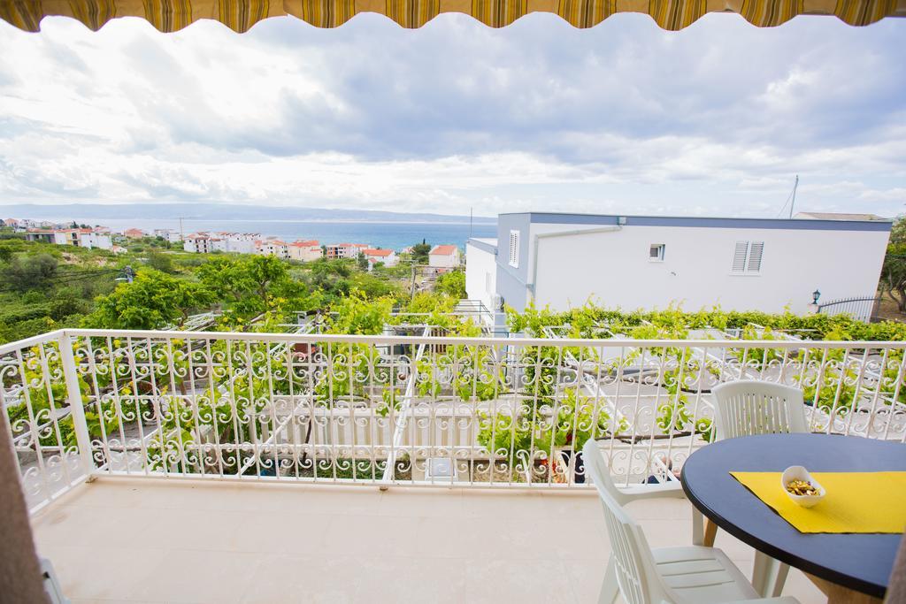Sara Apartament Podstrana